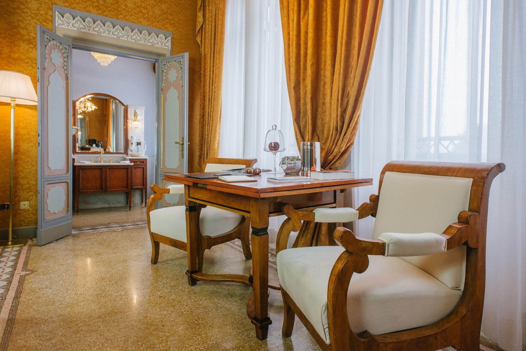 Relais & Chateaux Villa Crespi Орта-Сан-Джулио Экстерьер фото