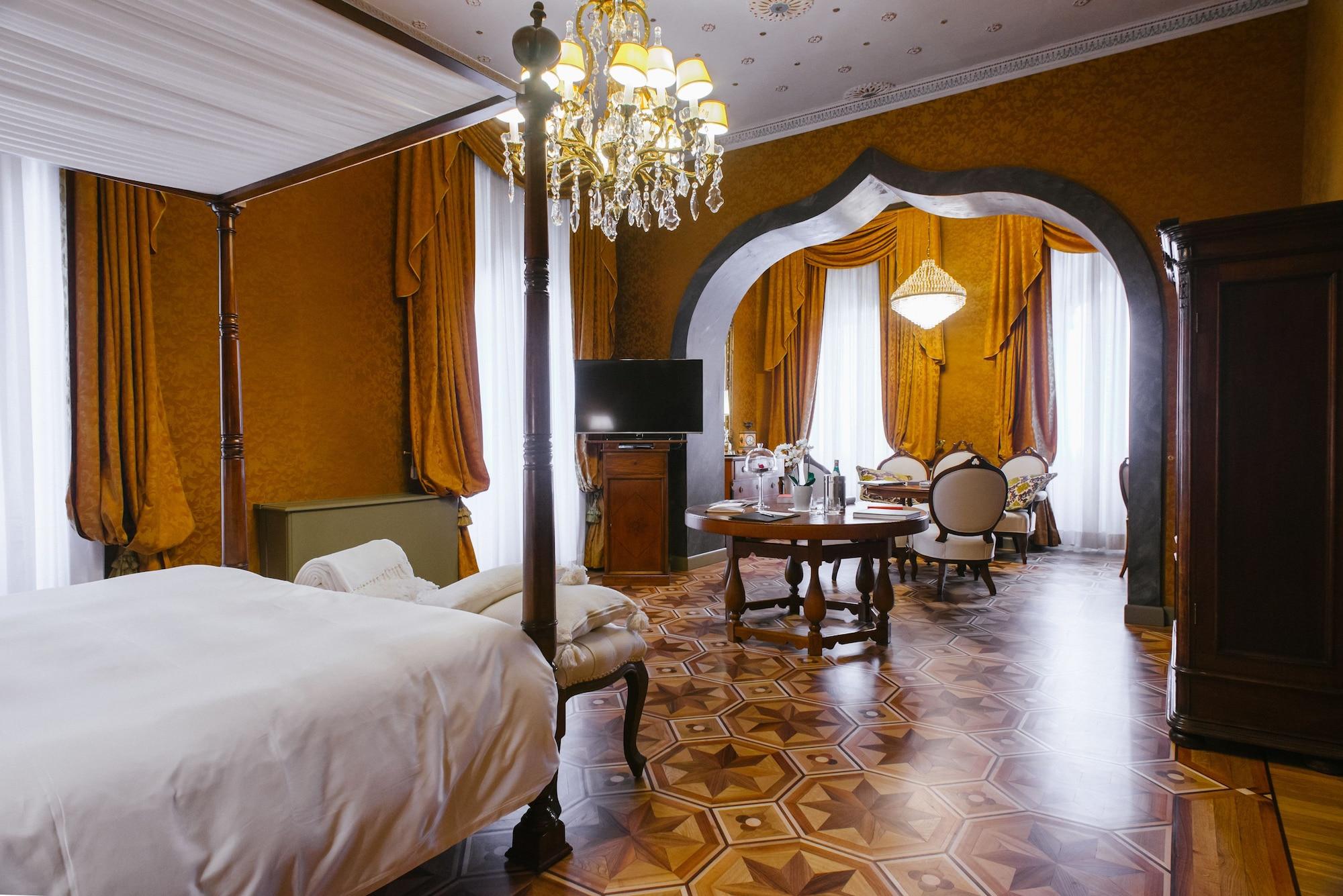 Relais & Chateaux Villa Crespi Орта-Сан-Джулио Экстерьер фото